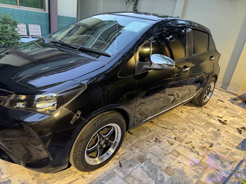 Toyota Vitz 2014 2