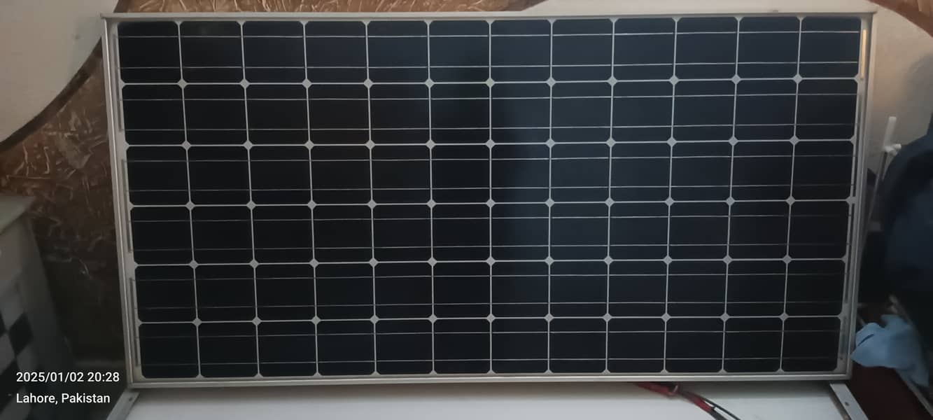 Solar Inverter 2.4 KWA (3KvA) with 8 Nos  (200 Watt) Solar Panels 8