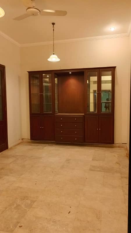 10 Marla House for Rent in Johar town for Family and Silent office (Call center + Software house) 3