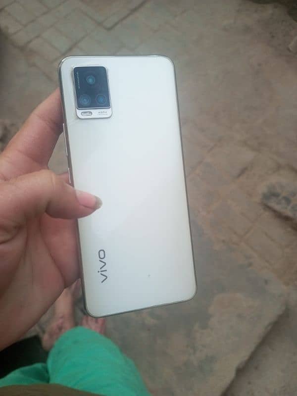 Vivo V20 8+4ram 128rom With box 2