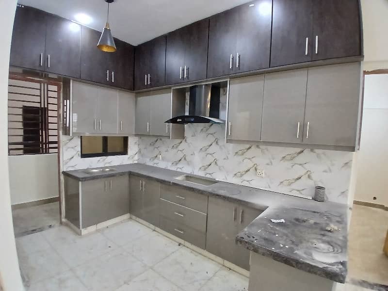 BRAND NEW FLAT 3 BED DD FOR RENT IN KINGS PRESIDENCY JAUHAR 3