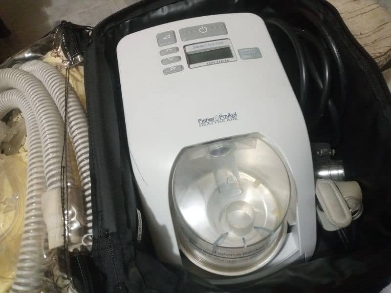 CPAP Machine, Fisher & Peykal 0