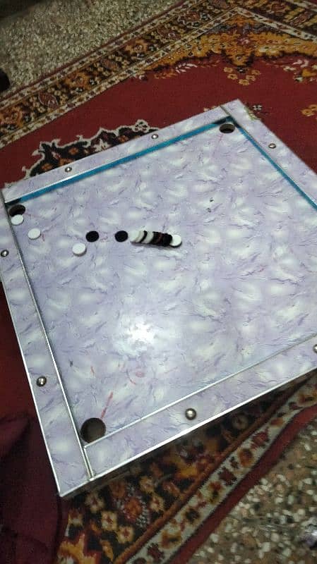 lush condition 10/10 carrom board for sale 1