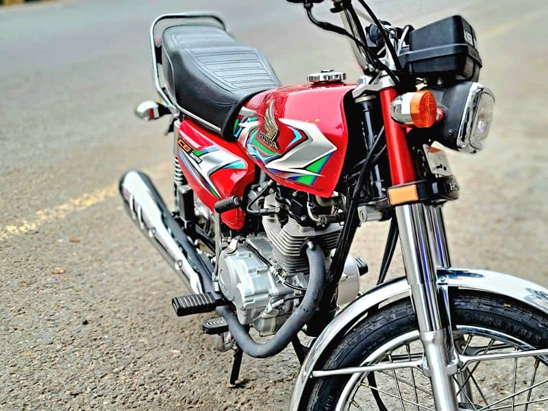 HONDA CG 125 2023 RED MODEL IN SUPER LUSH CONDITION 11