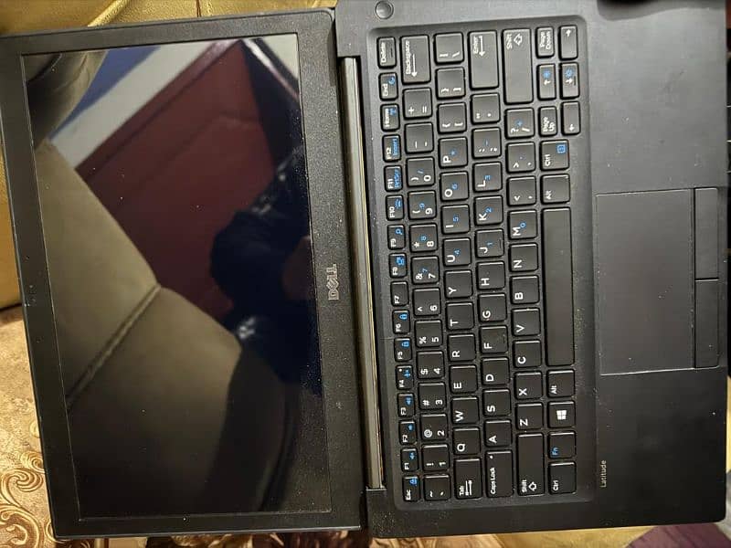 Dell i5. . . (7 Generation) laptop, 8+8 Gb Ram, SSD 256GB 1