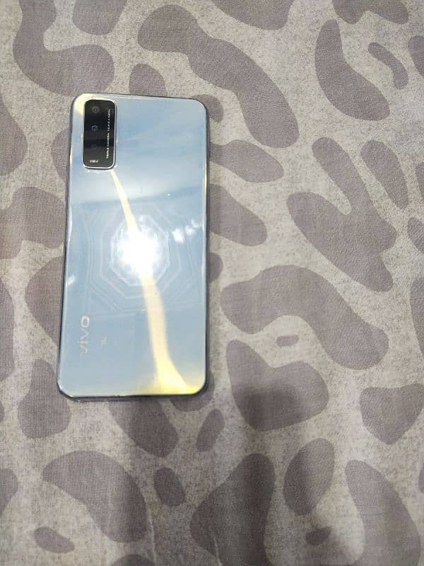 Vivo Y20s 3