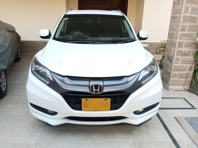 Honda Vezel 2015 Hybrid Z Package Fully Loaded 100% Original in DHA 0