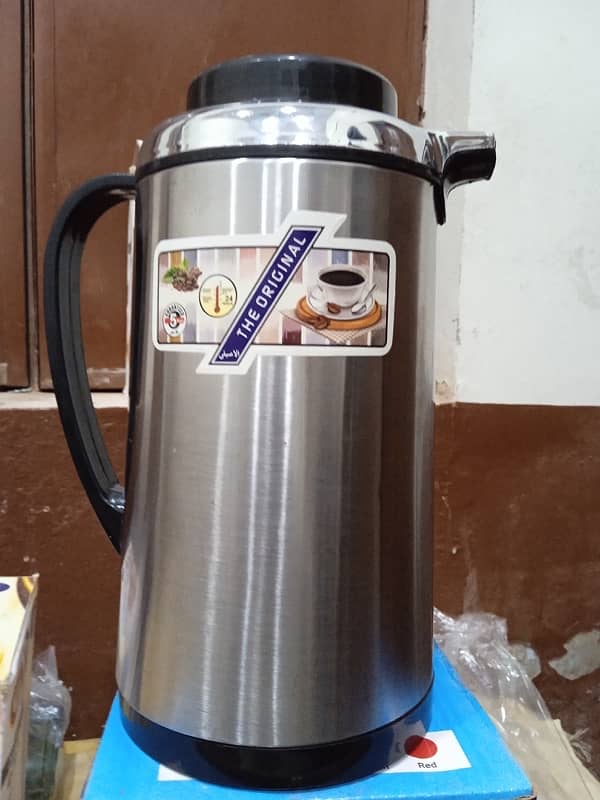 Thermos  Vacuum jug hot & cold  urbreakaable. hole sell rate. 1