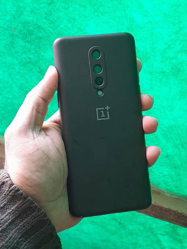 OnePlus 8 8/128Gb in Lush condition 1