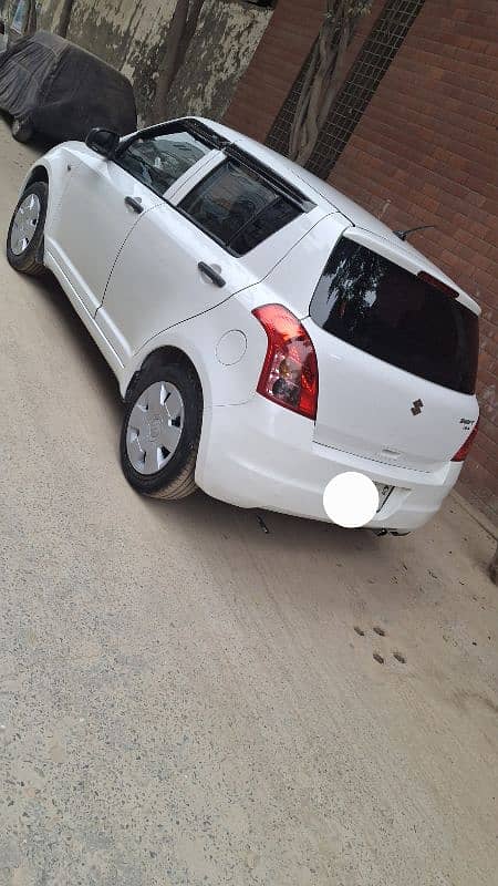 Suzuki Swift 2012 Almost original Btr thn Alto city mehran 2