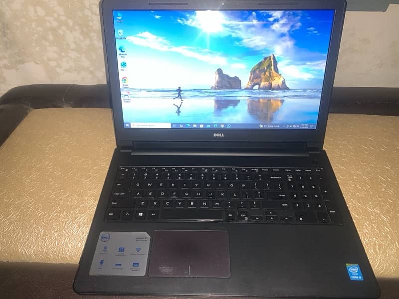 Core I3 5th generation laptop 2