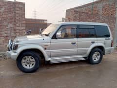 Mitsubishi Pajero 1986