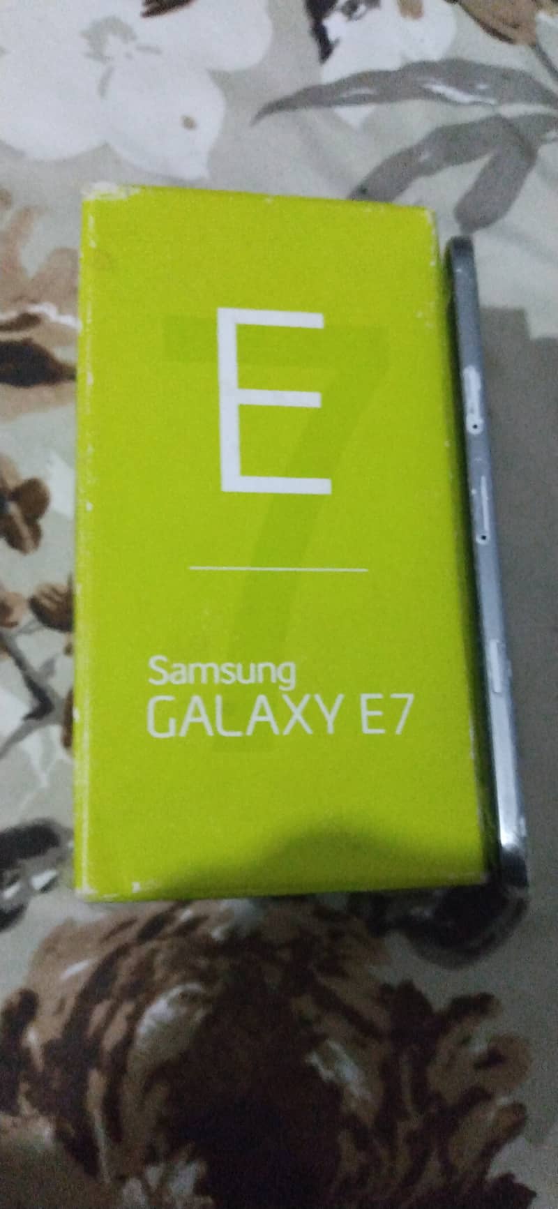 SAMSUNG E7 SET BOX 2