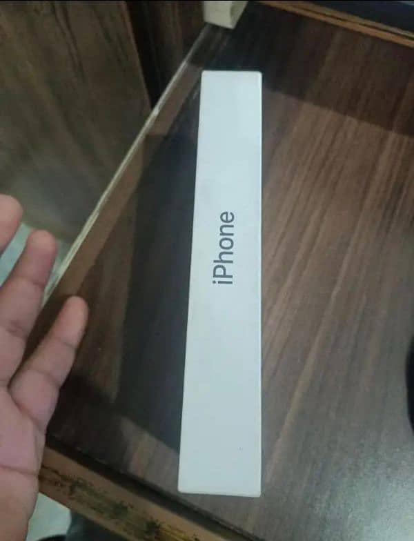 iPhone 16 Non PTA 256 GB 3