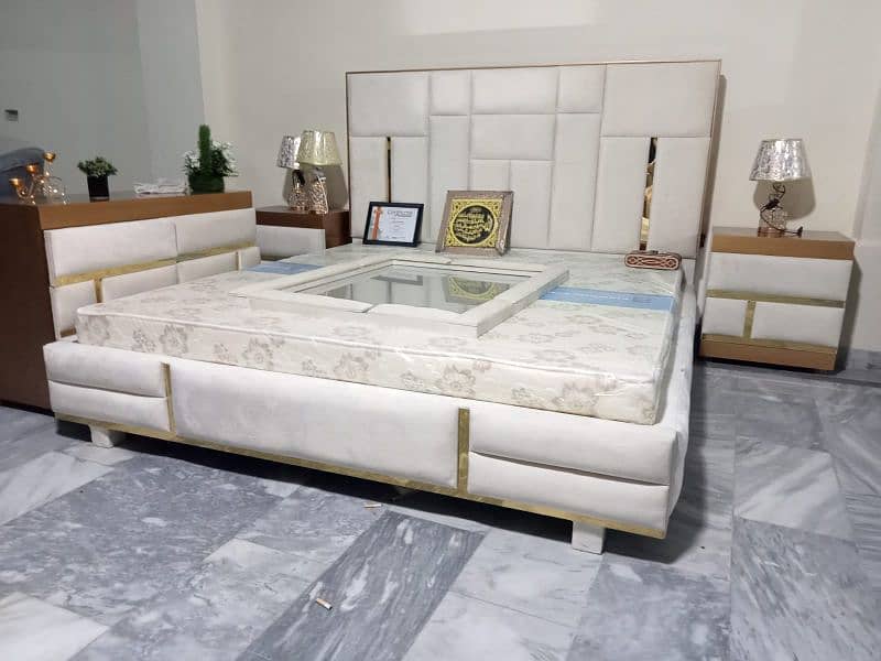 Bed/Double bed/single bed/king size bed/wood bed/poshish bed/Furnitur 6