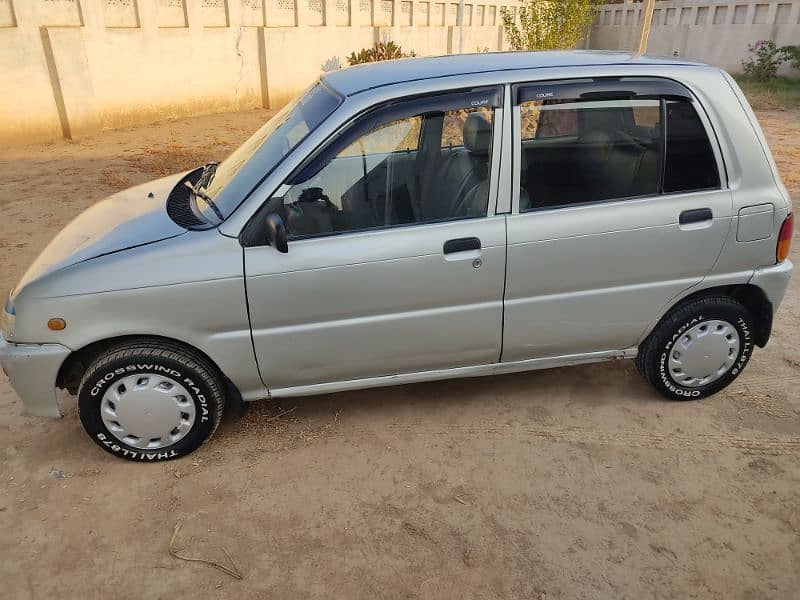 Daihatsu Cuore 2007 1