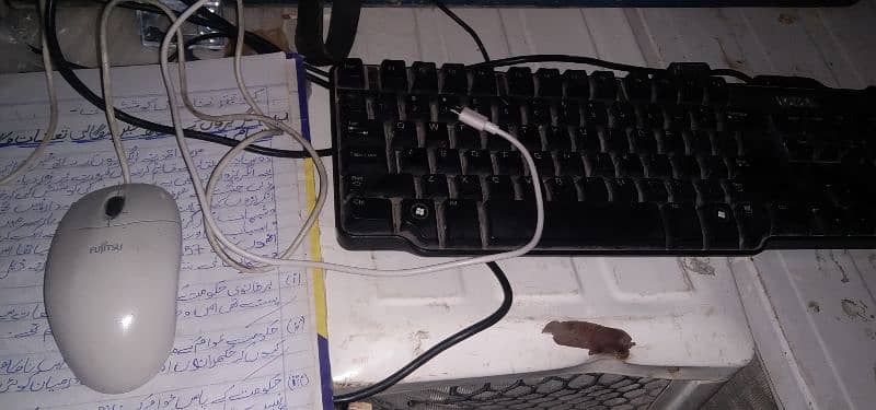 LCD or proteble PC keyboard and mouse complete saman he 4