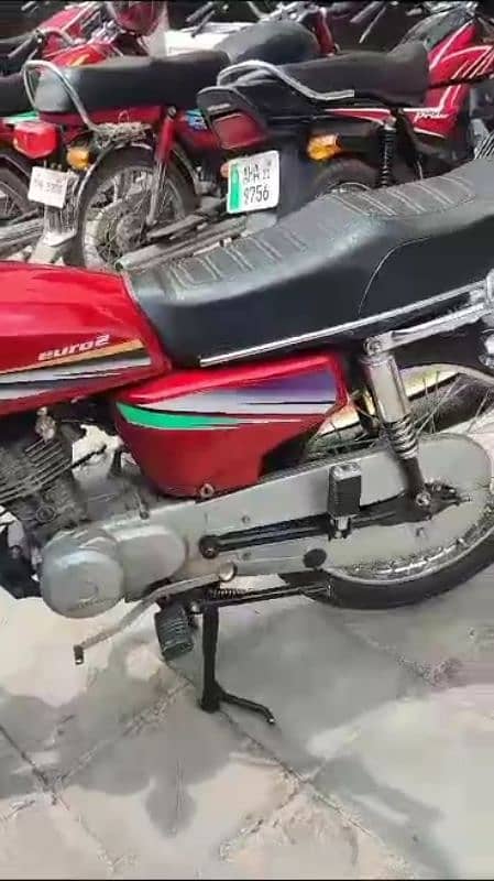 Honda 125 2014 model for sale WhatsApp number 03185729839) 2