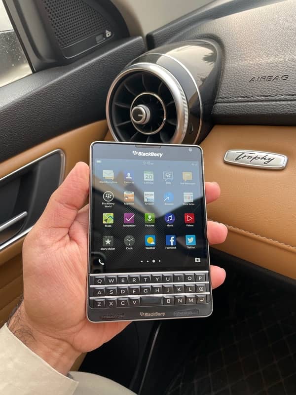 blackberry passport latest edition 1 of 1 in pakistan 0