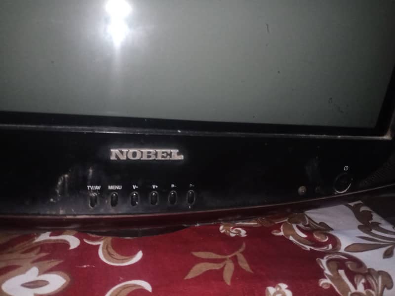 Noble tv 21 inch in ok condition 1