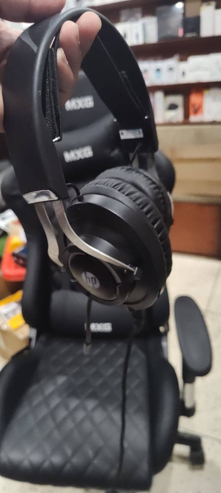 Hp H360G Headphone with Earpads 18