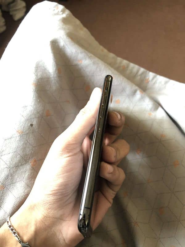 iphone 11 pro non pta SIM WORKING 3