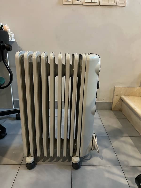 Delongi oil filled fin type electric heater 4