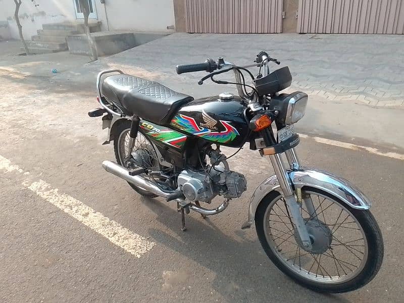 Honda CD 70 model 2021 03007242969 3