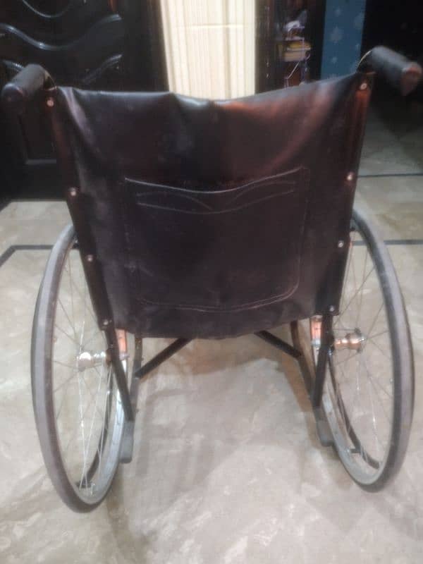 WHEEL CHAIR 1