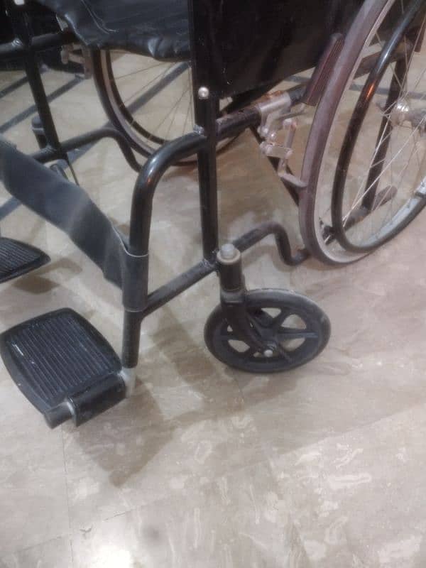 WHEEL CHAIR 6