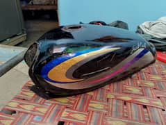 I M SELLING MY FUEL TANK BIKE