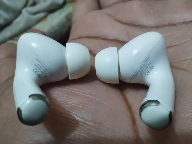 airpods pro 1