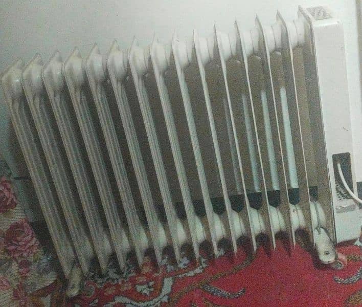 14 FINS OIL FILLED RADIATOR ROOM HEATER 1