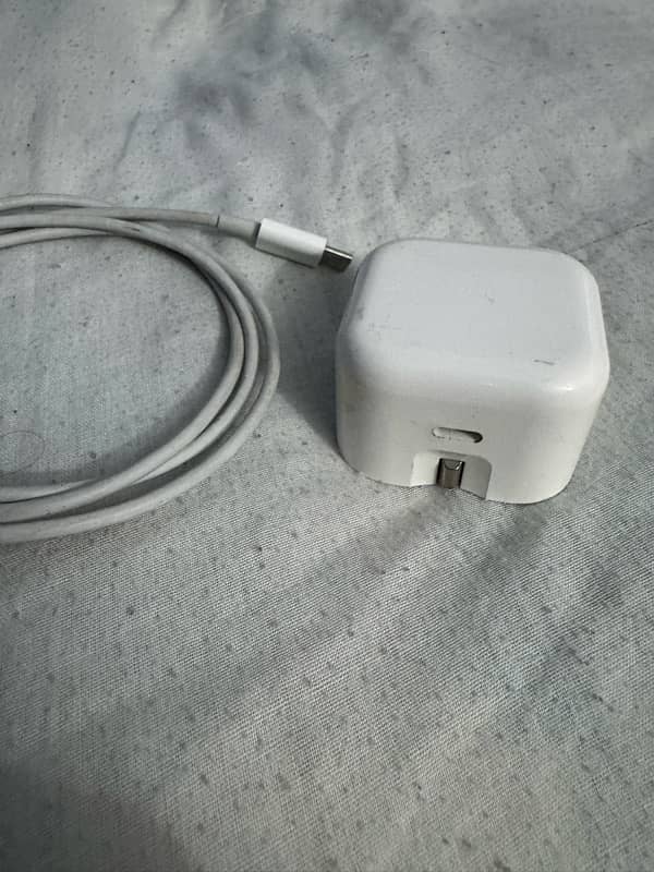 iphone fast charger with cabel 0