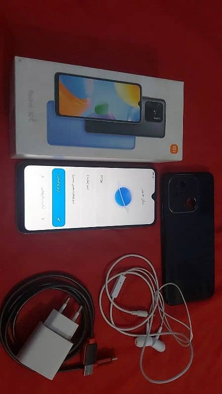 xiaomi MI 10 c phone 10/10  all accessories 3