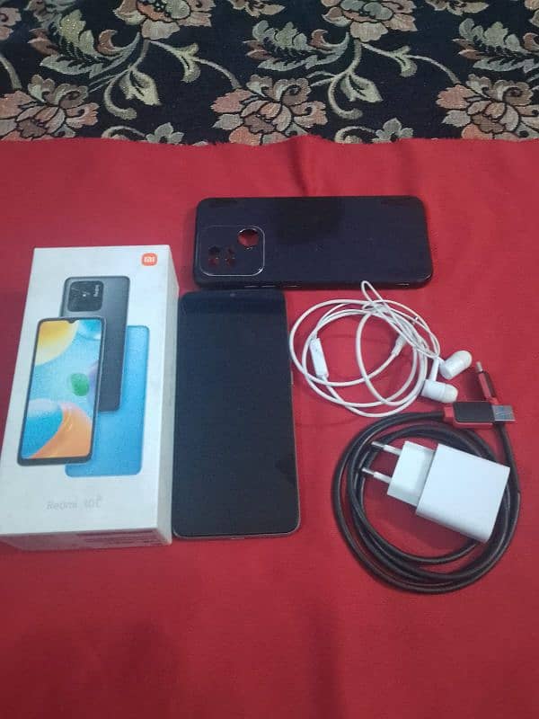 xiaomi MI 10 c phone 10/10  all accessories 4