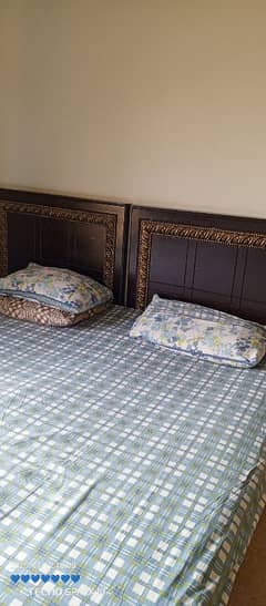 2bed without matress for sale