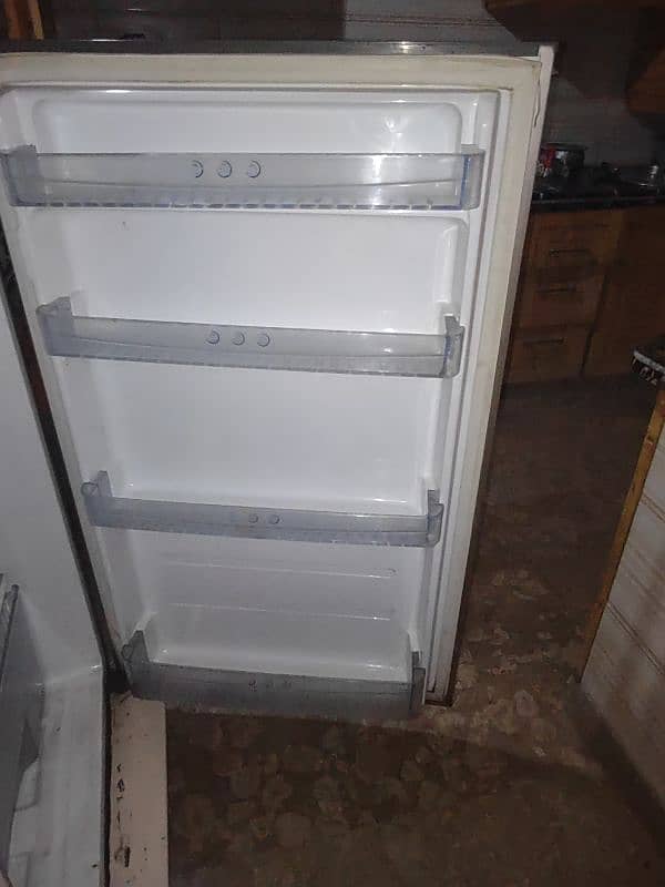 urgent sell hair frige 2