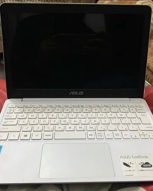 Asus laptop 1