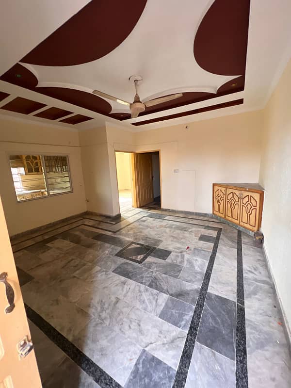 FAMILY FLAT FOR RENT LOCATION CHAKLALA SCHEME 3 0