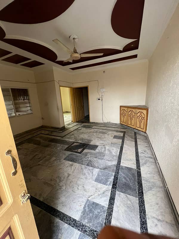 FAMILY FLAT FOR RENT LOCATION CHAKLALA SCHEME 3 2