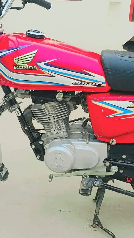 Honda 125 brand new for sale CaLL me_03207353182 3