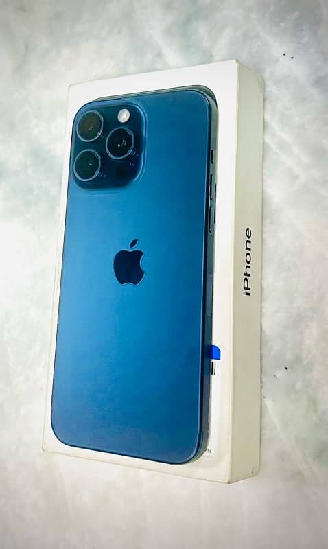 IPhone 15 Pro Max / Jv / 256 GB / contact: 0345-1582671 7