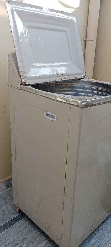 Super Asia washing machine in well condition 5