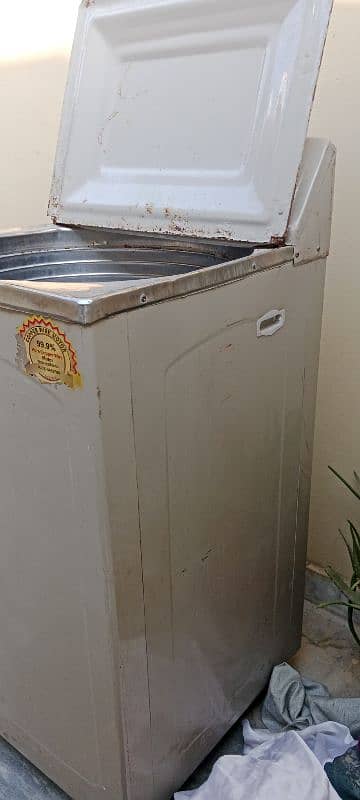 Super Asia washing machine in well condition 6