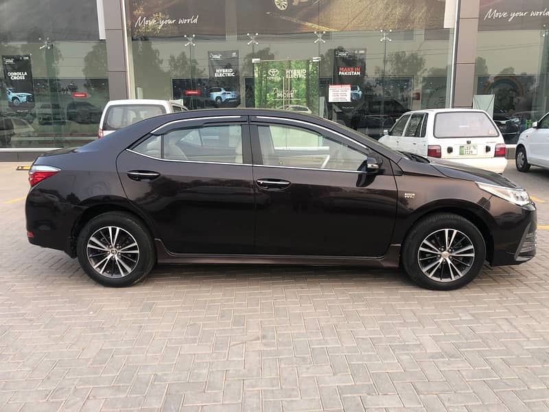 Toyota Corolla Altis 2018 Cruisetronic 1.8 2