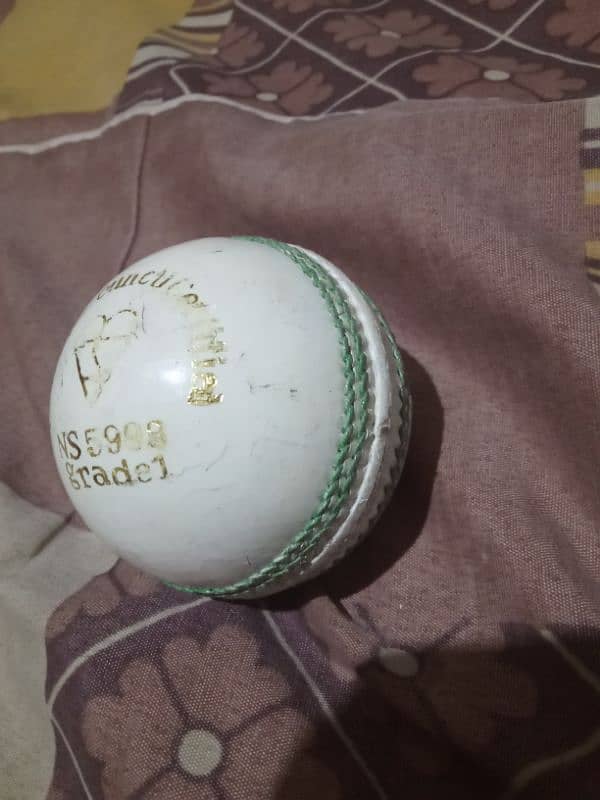 cricket hard boll 3