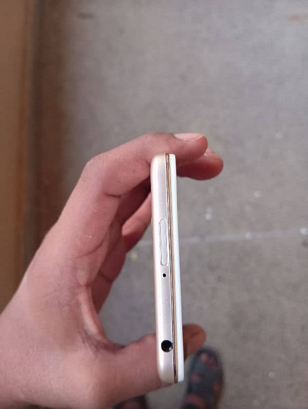 Vivo Y66 full ok condition 4