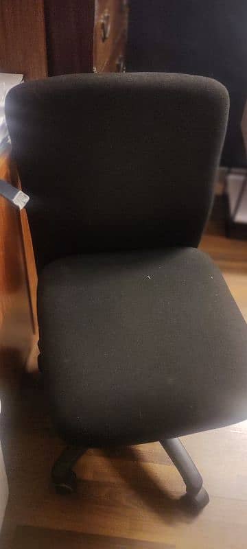 interwood original chair in excellent condition 1