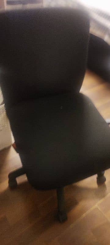 interwood original chair in excellent condition 2